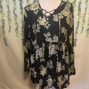 Size M Indigo Soul Floral Blouse D2